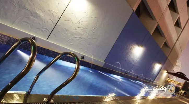 هتل رویال ات کوئینز سنگاپور